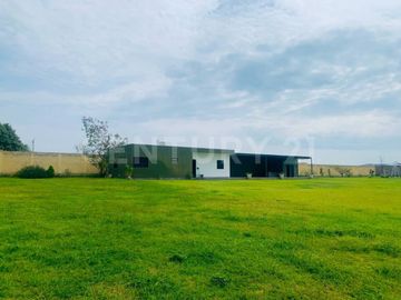 Terreno Con Casa Campestre a la Venta, Carretera Colotlan, Zapopan.
