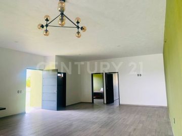 Terreno Con Casa Campestre a la Venta, Carretera Colotlan, Zapopan.