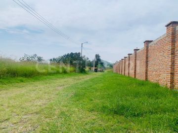 Terreno Con Casa Campestre a la Venta, Carretera Colotlan, Zapopan.