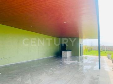 Terreno Con Casa Campestre a la Venta, Carretera Colotlan, Zapopan.