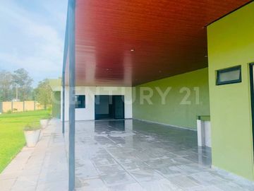 Terreno Con Casa Campestre a la Venta, Carretera Colotlan, Zapopan.