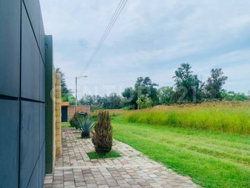 Terreno Con Casa Campestre a la Venta, Carretera Colotlan, Zapopan.