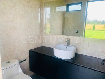 Terreno Con Casa Campestre a la Venta, Carretera Colotlan, Zapopan.