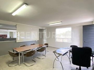 Venta de bodega en col Guadalupe Caleras
