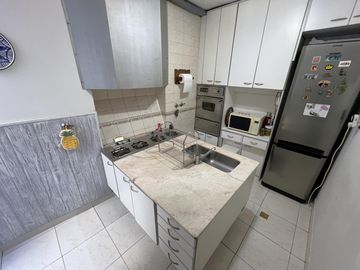 Hermosa casa 5 ambientes, Terraza con Quincho/Playroom - Garage y mas...