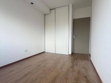 Departamento de 2 ambientes al frente