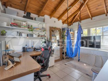 Casa en lote central