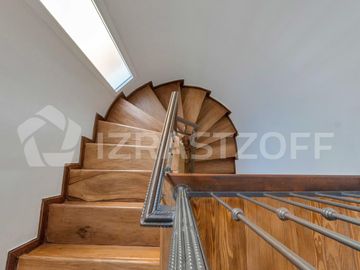 Casa en lote central
