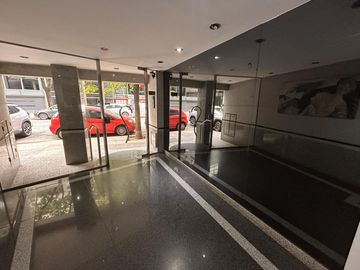 Venta 3 amb. con patio. Cochera y baulera. 126m2. Palermo Nuevo