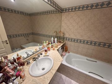 Venta 3 amb. con patio. Cochera y baulera. 126m2. Palermo Nuevo