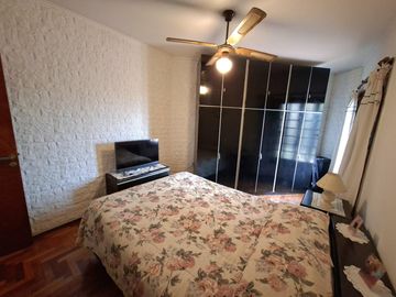 Casa en venta en Gonnet de 3 dormitorios