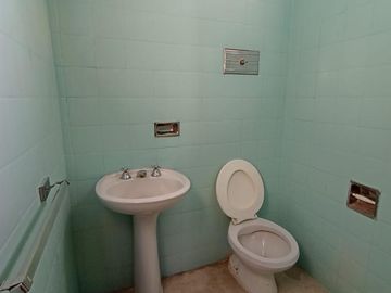 Casa 3 Dormitorios en Venta en Cerro de las RosaS Apta Crédito-Cocheras-Patio-Parrilla
