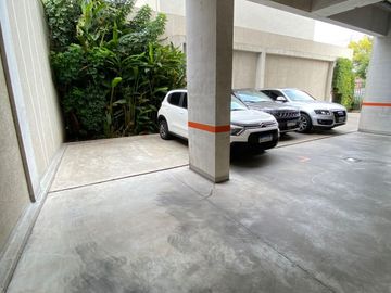 Departamento 2 ambientes a estrenar en Torre de categoría cochera - Barrio Vicente López