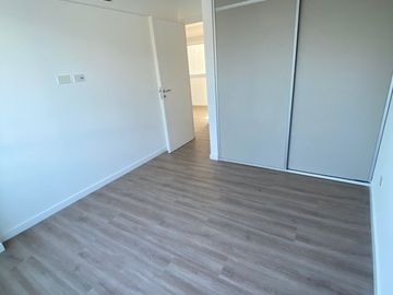 Departamento 2 ambientes a estrenar en Torre de categoría cochera - Barrio Vicente López