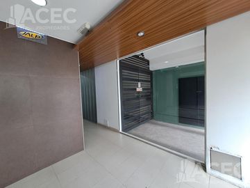 Venta - Departamento amplio - Luis Agote