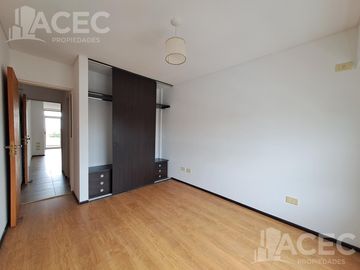 Venta - Departamento amplio - Luis Agote