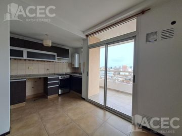 Venta - Departamento amplio - Luis Agote