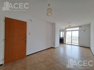 Venta - Departamento amplio - Luis Agote