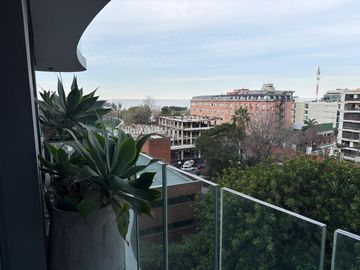 Departamento en Libertador al Río