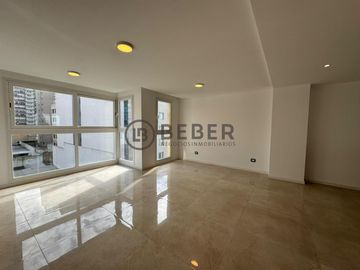 En venta tres ambientes con balcon, La Perla