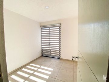 Casa en Renta en Capital Norte | 2 Recámaras y Amplio Jardín