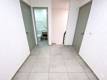 Casa en Renta en Capital Norte | 2 Recámaras y Amplio Jardín
