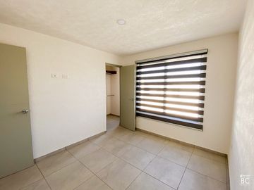 Casa en Renta en Capital Norte | 2 Recámaras y Amplio Jardín