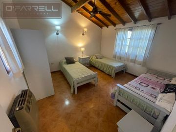Casa / Chalet calle Las Sirenas al 1500 - Parquemar - Miramar