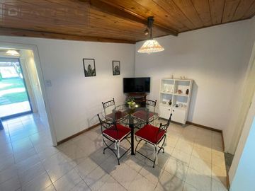 Casa / Chalet calle Las Sirenas al 1500 - Parquemar - Miramar