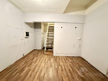 Góndola comercial en alquiler en Galería Flores Center