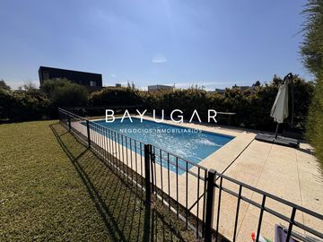 Venta - Casa en El Aljibe 4 Dormitorios Con Pileta- Manzanares - Pilar