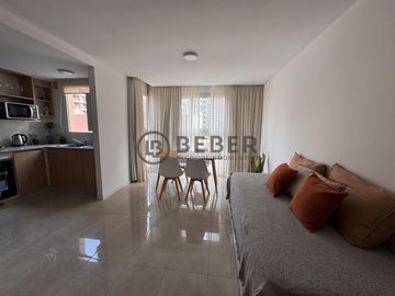 En venta dos ambientes a la calle con balcon, La Perla