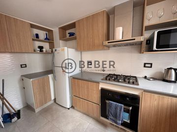En venta dos ambientes a la calle con balcon, La Perla
