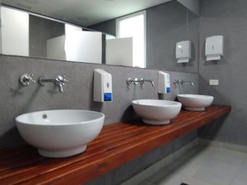 Casa en alquiler de 5 ambientes en barrio Norte,el Cantón, Escobar. GBA Norte