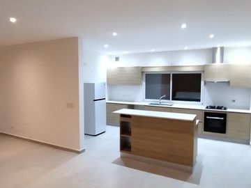 Casa en alquiler de 5 ambientes en barrio Norte,el Cantón, Escobar. GBA Norte