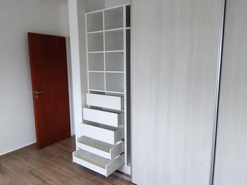 Casa en alquiler de 5 ambientes en barrio Norte,el Cantón, Escobar. GBA Norte