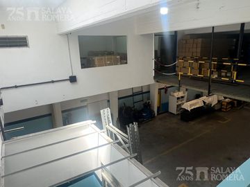 Galpon - Deposito  857 metros cubiertos en venta Munro  zona industrial
