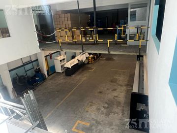 Galpon - Deposito  857 metros cubiertos en venta Munro  zona industrial