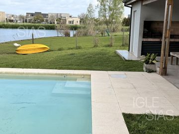 Casa en alquiler a la laguna, amoblada en Cantón Norte, Escobar