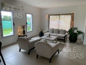 Casa en alquiler a la laguna, amoblada en Cantón Norte, Escobar