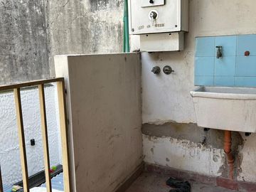 En Venta Departamento de 1 amb cfte .c/balco