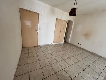 En Venta Departamento de 1 amb cfte .c/balco