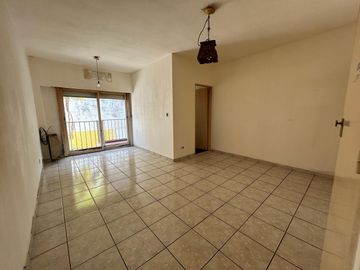 En Venta Departamento de 1 amb cfte .c/balco