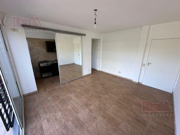 Alquiler- Departamento - Avenida Forest 1000 - Chacarita