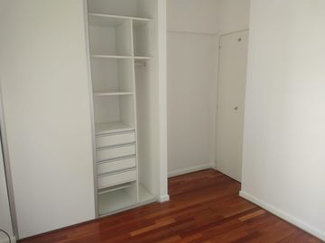 Departamento dos ambientes en alquiler con cochera y amenities en Villa Urquiza!