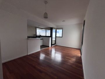 Departamento dos ambientes en alquiler con cochera y amenities en Villa Urquiza!