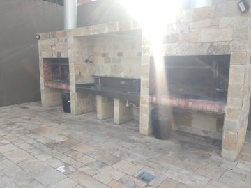 Departamento dos ambientes en alquiler con cochera y amenities en Villa Urquiza!