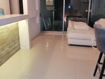 HERMOSA CASA DE UNA PLANTA EN RENTA