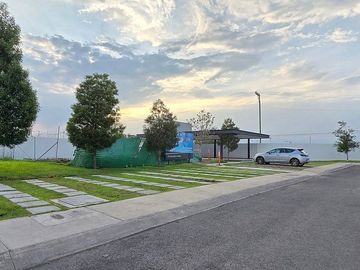 Venta de departamento seminuevo en Manahal a precio de oportunidad