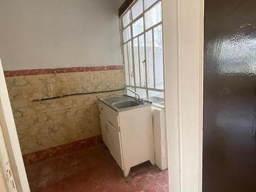 Edificio en venta ubicado en la Colonia El Carmen (SE-2201)